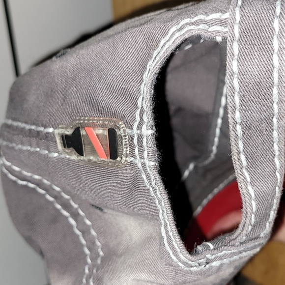 Red Stripe Jamaican lagerHat - Picture 3 of 4